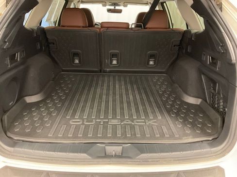 Used 2021 Subaru Outback Touring AWD/4WD image 27