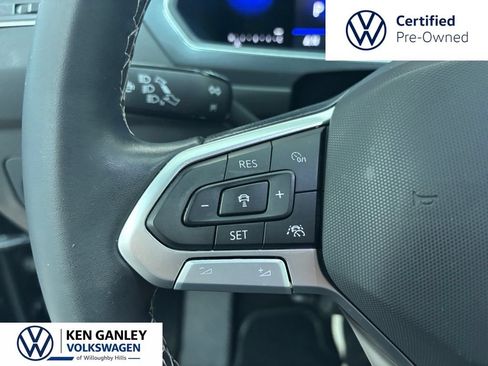 Certified 2023 Volkswagen Tiguan SE w/ Panoramic Sunroof Package AWD/4WD image 20