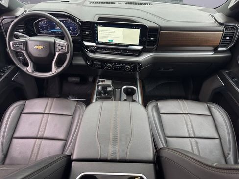 Used 2024 Chevrolet Silverado 1500 High Country w/ High Country Premium Package image 18