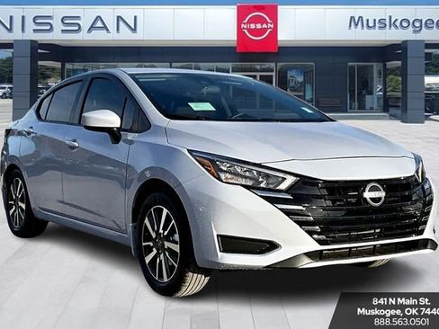 New 2025 Nissan Versa SV w/ Trunk Package image 1