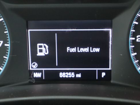 Used 2023 Chevrolet Equinox LS w/ Sport Edition FWD image 24