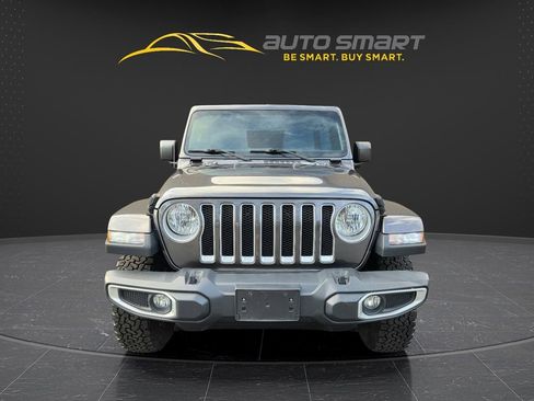 Used 2019 Jeep Wrangler Unlimited Sahara AWD/4WD image 8