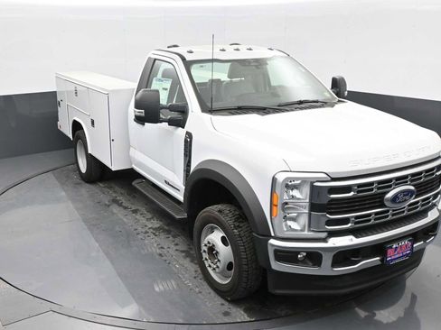 New 2023 Ford F550 4x4 Regular Cab Super Duty image 19
