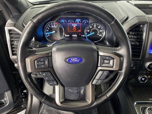 Used 2021 Ford Expedition Limited image 11