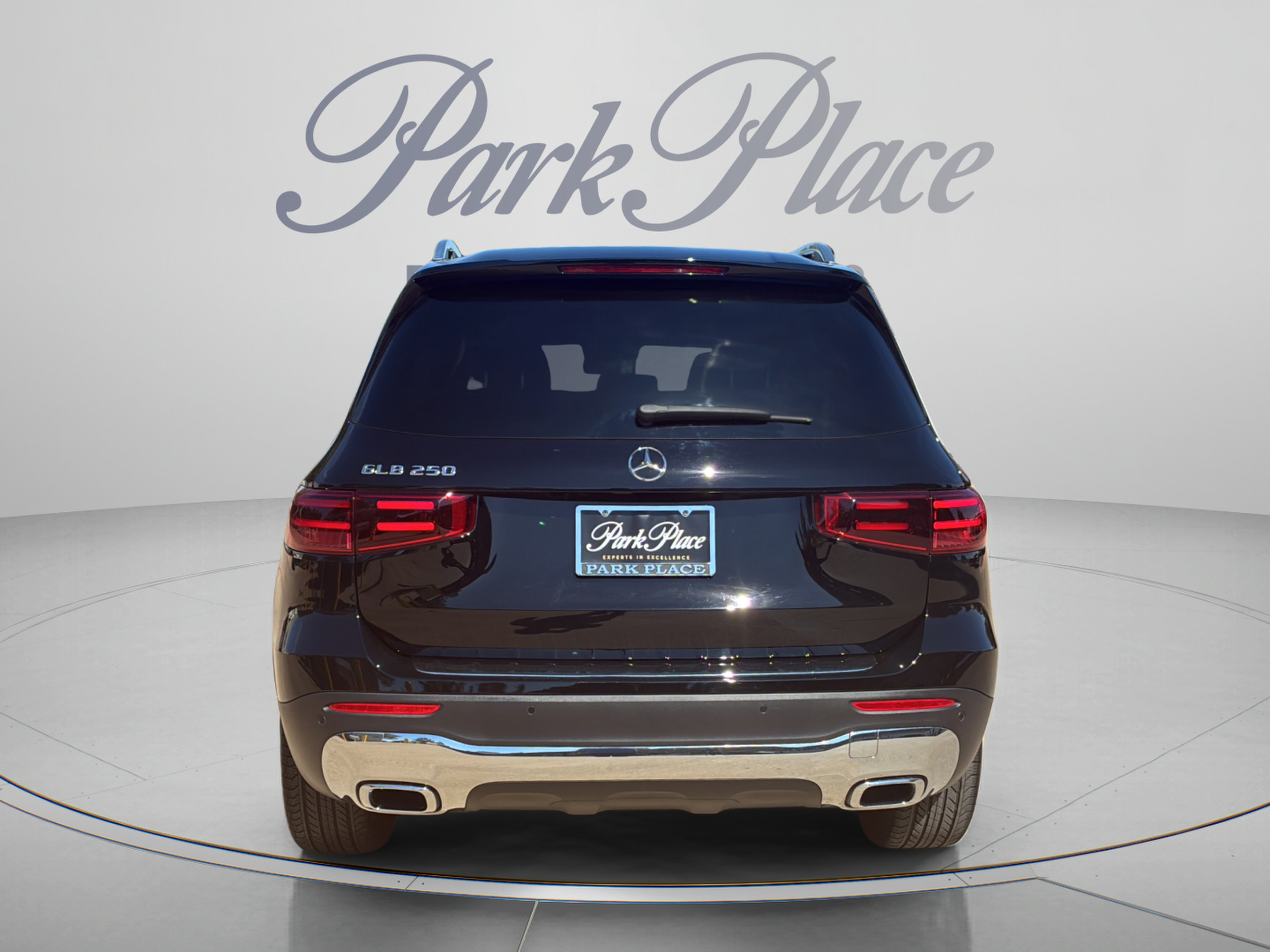 Certified 2024 Mercedes-Benz GLB 250 image 4