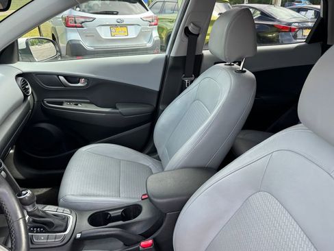 Used 2018 Hyundai Kona Limited FWD image 7