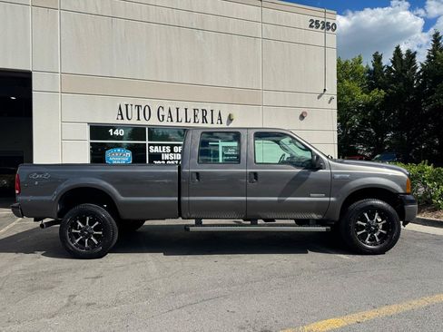 Used 2007 Ford F350 XLT AWD/4WD image 2