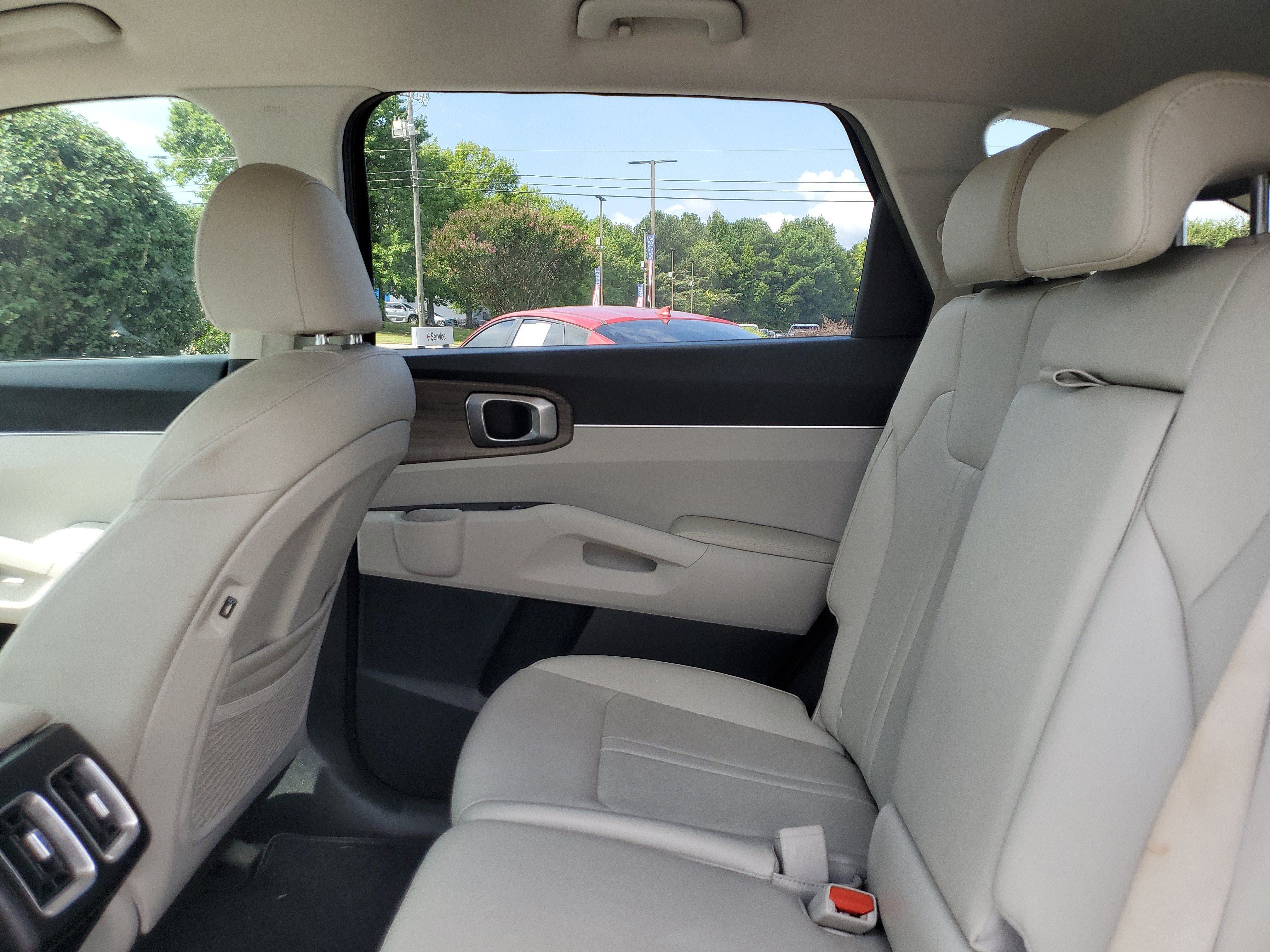 Used 2022 Kia Sorento S AWD/4WD image 10