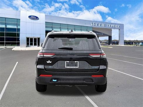 Used 2023 Jeep Grand Cherokee Trailhawk w/ Advanced Protech Group II image 3