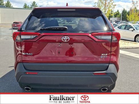 Certified 2025 Toyota RAV4 XLE AWD/4WD image 5