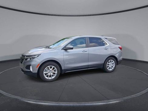 Used 2024 Chevrolet Equinox LT FWD image 4