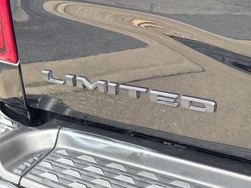 Used 2025 RAM 2500 Limited AWD/4WD image 6