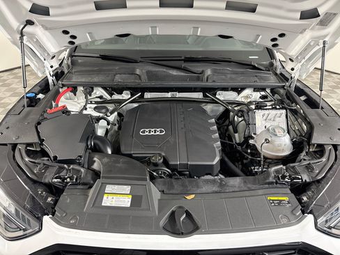 Used 2025 Audi Q5 2.0T Premium AWD/4WD image 39