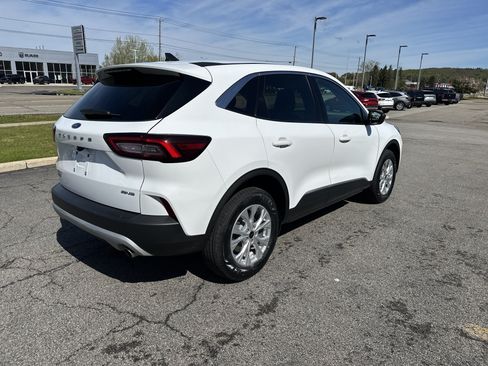 Used 2024 Ford Escape Active AWD/4WD image 14