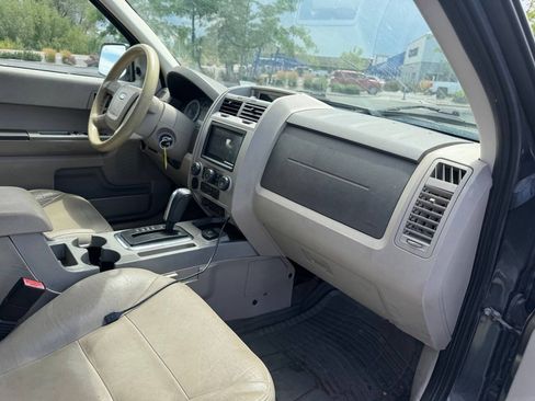 Used 2008 Ford Escape 4WD Hybrid image 17