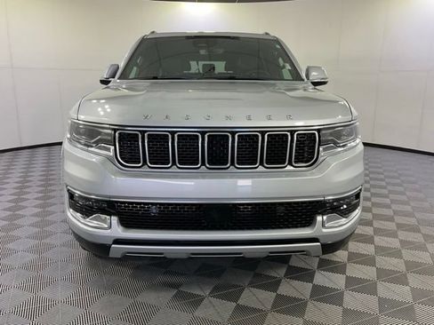 Used 2022 Jeep Wagoneer Series II w/ Rear Seat Video Group 1 AWD/4WD image 2