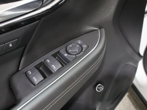 Used 2023 Buick Envision Essence AWD/4WD image 13