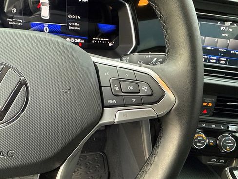 Certified 2023 Volkswagen Jetta SE image 14