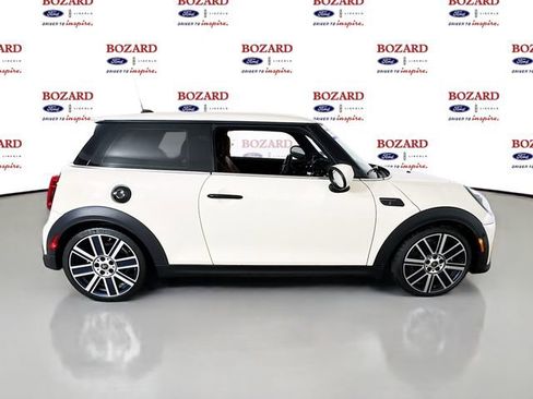 Used 2023 MINI Cooper S image 9