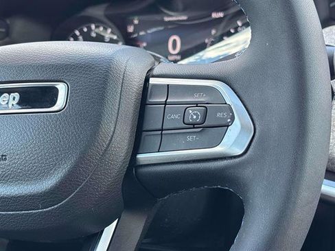 Used 2022 Jeep Compass Latitude w/ Sun and Sound Group AWD/4WD image 22