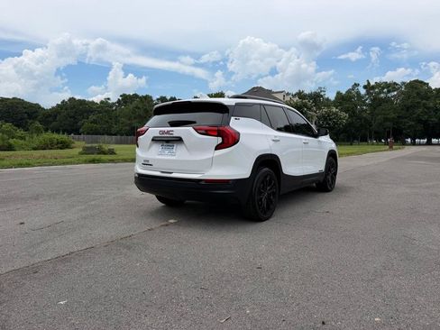 Used 2021 GMC Terrain SLT w/ Infotainment Package II FWD image 5