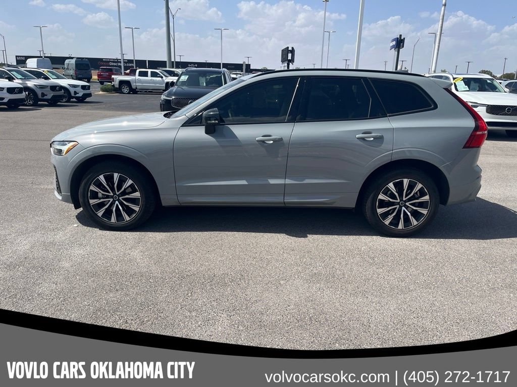 Certified 2024 Volvo XC60 B5 Core w/ Protection Package Premier AWD/4WD image 9