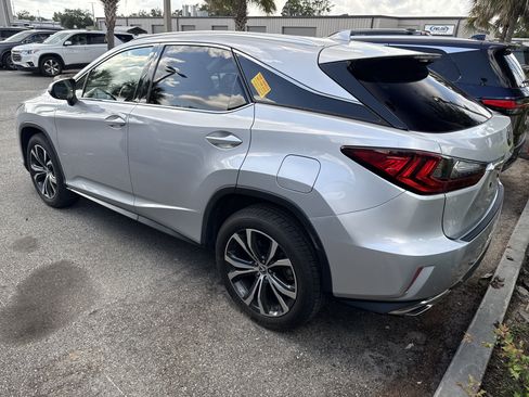 Used 2019 Lexus RX 350 FWD w/ Navigation Package image 3