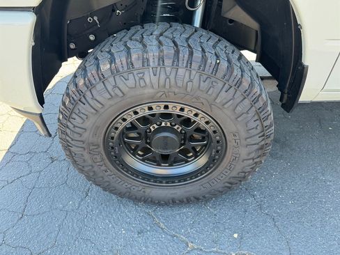 Used 2023 RAM 2500 Laramie AWD/4WD image 8