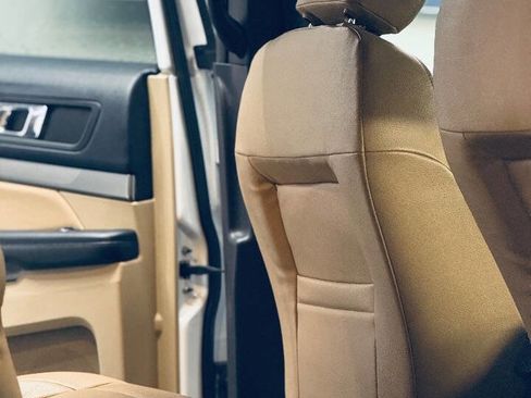 Used 2016 Ford Explorer FWD image 7