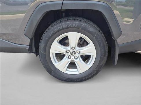 Used 2019 Toyota RAV4 XLE w/ Convenience Package AWD/4WD image 23
