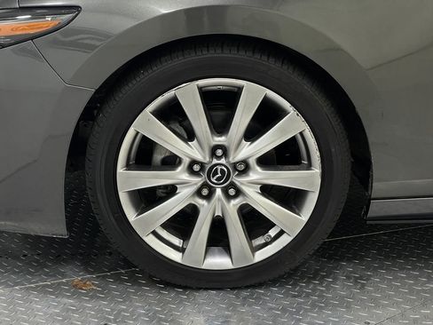 Used 2020 MAZDA MAZDA3 Premium image 33