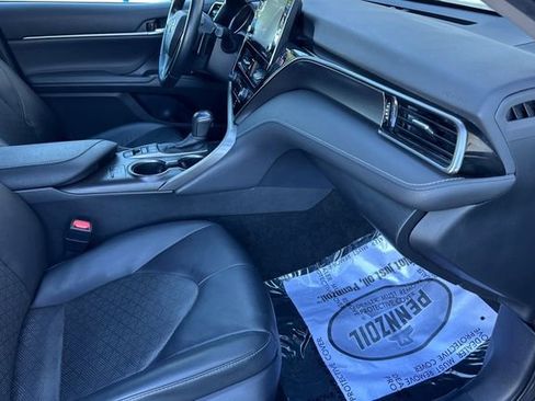 Used 2023 Toyota Camry XSE image 17