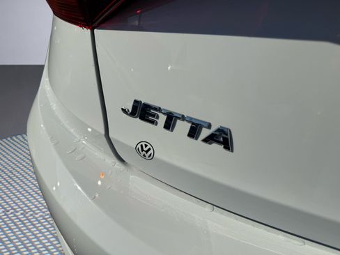 Used 2019 Volkswagen Jetta SEL FWD image 5