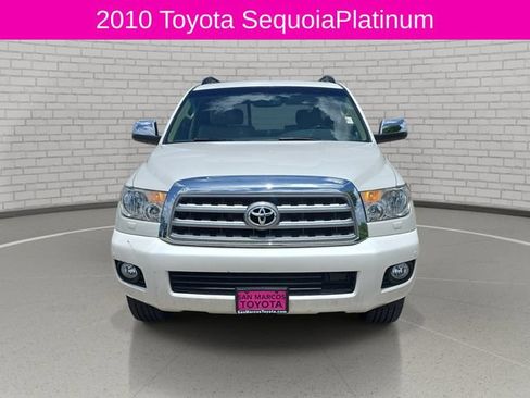 Used 2010 Toyota Sequoia Platinum RWD image 2