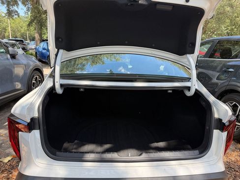 Used 2025 Kia K4 FWD image 29