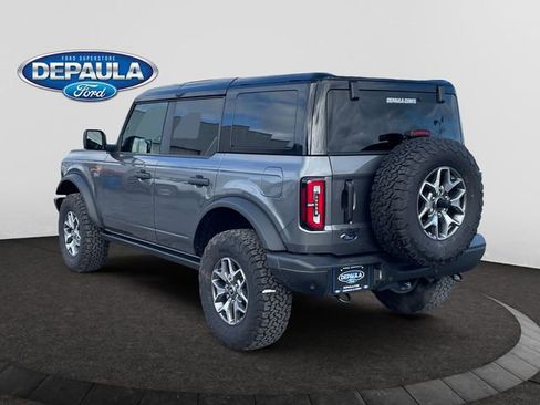 Used 2025 Ford Bronco Badlands AWD/4WD image 3