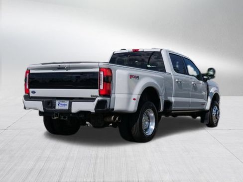Certified 2026 Ford F450 Platinum w/ FX4 Off-Road Package AWD/4WD image 3