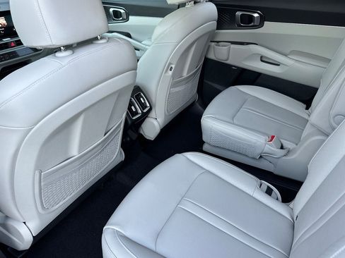 New 2026 Kia Sorento EX image 12