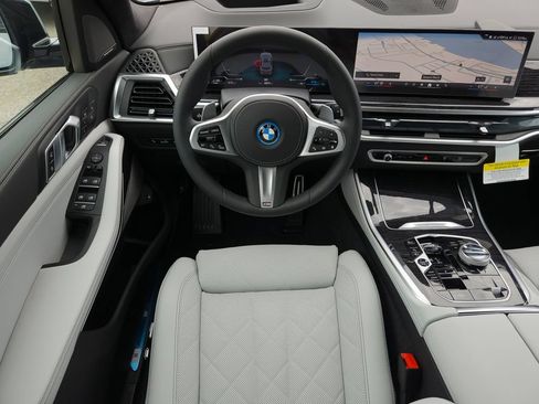 New 2026 BMW X5 xDrive50e w/ Executive Package AWD/4WD image 14