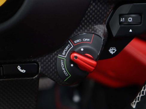 Certified 2020 Ferrari Portofino image 31