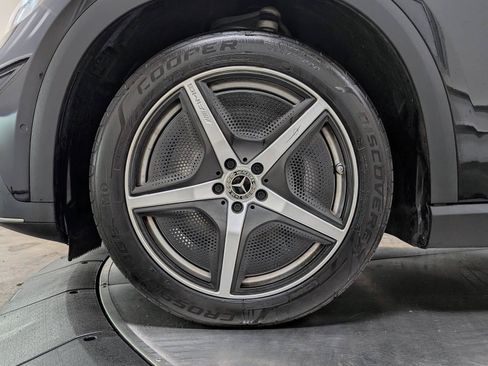 Used 2023 Mercedes-Benz EQE 500 4MATIC SUV image 11