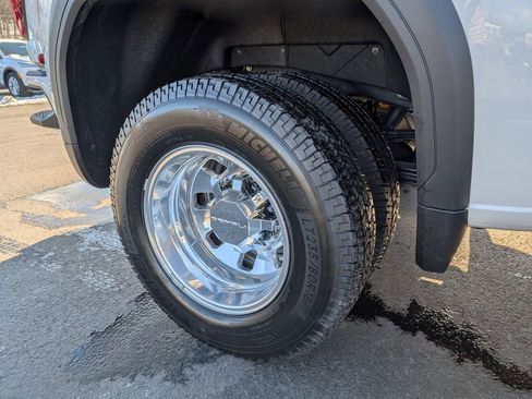 New 2026 GMC Sierra 3500 Denali w/ Technology Package image 9