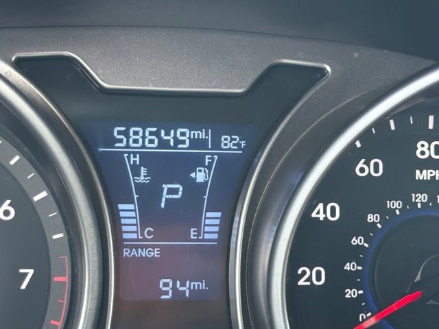 Used 2017 Hyundai Veloster FWD image 24