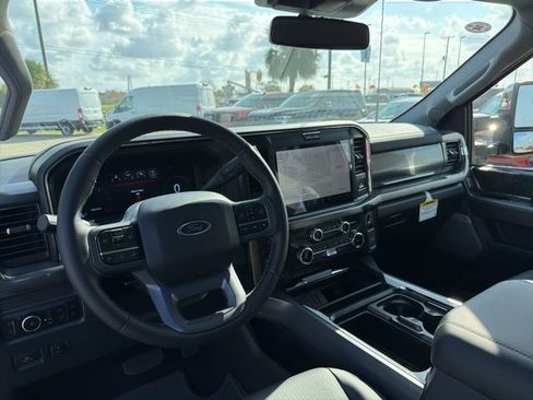 New 2025 Ford F250 Lariat w/ Chrome Package image 14
