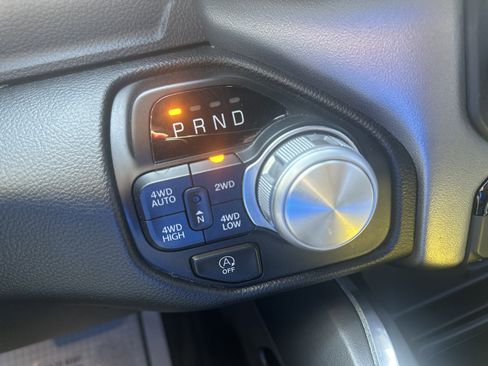 Used 2020 RAM 1500 Laramie w/ Sport Appearance Package AWD/4WD image 35