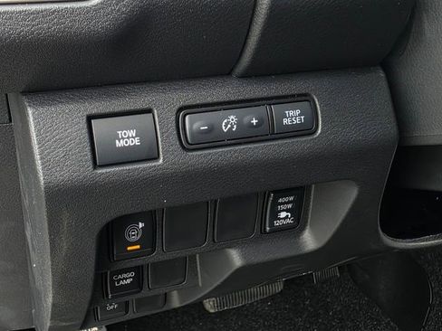 New 2026 Nissan Frontier SV w/ SV Convenience Package AWD/4WD image 12