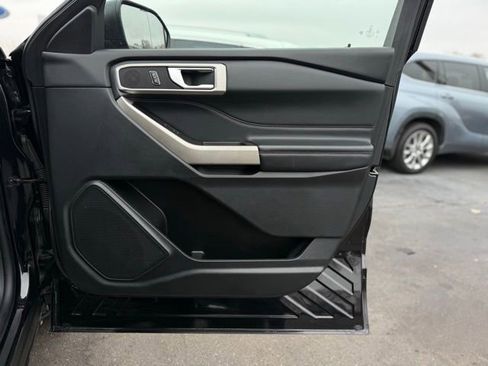 Certified 2023 Ford Explorer XLT w/ Equipment Group 202A image 16