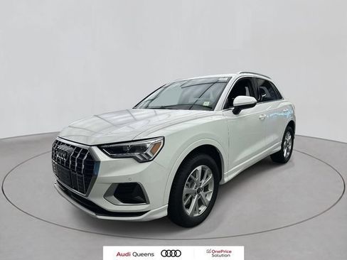 Certified 2023 Audi Q3 2.0T Premium w/ Convenience Package AWD/4WD image 1