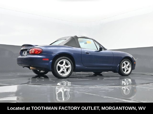 Used 2001 MAZDA MX-5 Miata RWD image 20