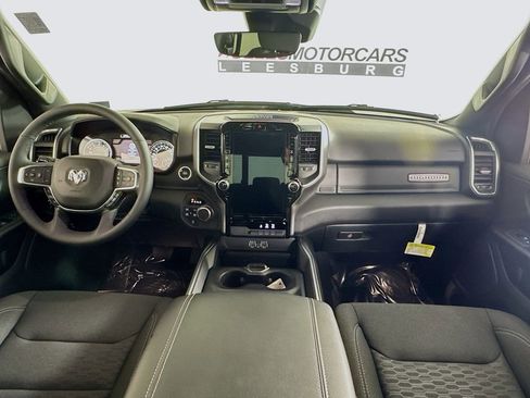 Used 2025 RAM 1500 Big Horn AWD/4WD image 29